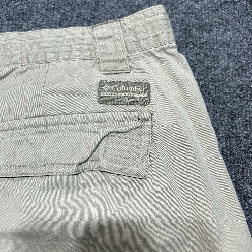 Columbia Men's 38 Cotton Cargo Shorts Beige Flat Front Pockets Button Outdoor - Picture 10 of 14